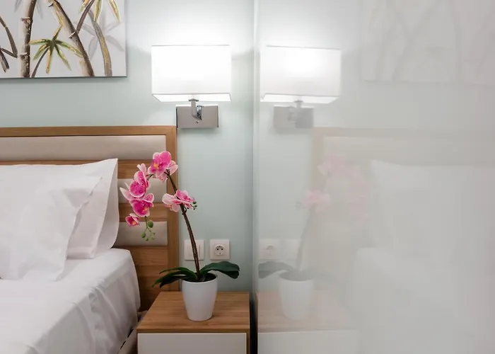 Apartment Costamare Boutiqueapart-where Luxury Meets Comfort *
